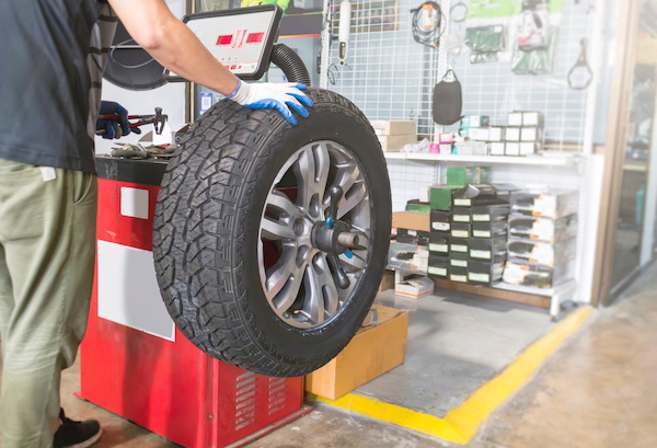 Wheel Alignment or Tire Balance, Which Do You Need?