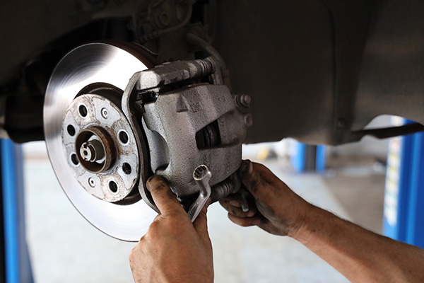 How to Tell If a Brake Caliper Is Sticking